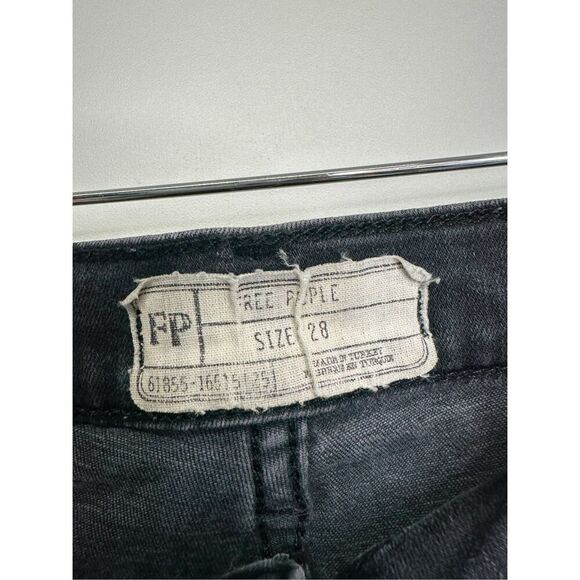 Free People Jeans Womens Mid Rise Distressed Dark Wash Size 28 - Picture 5 of 7